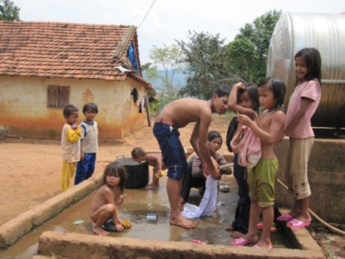 Cùng chung tay đóng góp để hoàn thành Mục tiêu Thiên niên kỷ (bài tài trợ) 1 Cùng chung tay đóng góp để hoàn thành Mục tiêu Thiên niên kỷ (bài tài trợ) 1