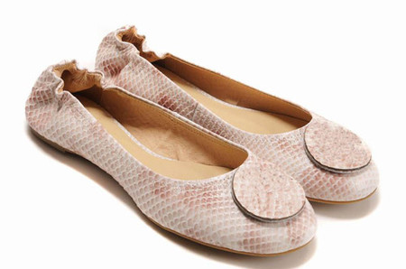 Một số mẫu giày, sandal tuyệt đẹp cho mẹ bầu: 4