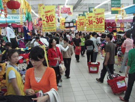Siêu thị bán hàng khuyến mãi giá cao và những lời than phiền của khách hàng 1 Siêu thị bán hàng khuyến mãi giá cao và những lời than phiền của khách hàng 1