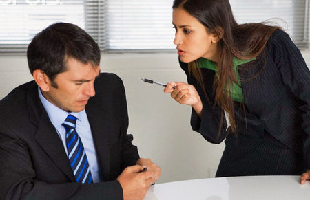 Nỗi phiền toái khi vợ chồng cùng cơ quan 1 Nỗi phiền toái khi vợ chồng cùng cơ quan 1