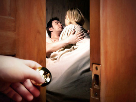 Tôi nên làm gì với người chồng đã hết tình hết nghĩa? 1 Tôi nên làm gì với người chồng đã hết tình hết nghĩa? 1