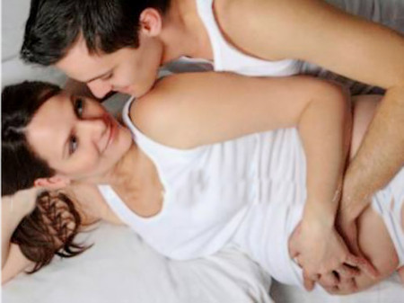 Mọi người xung quanh đã vô tình mang anh đến cho tôi 1 Mọi người xung quanh đã vô tình mang anh đến cho tôi 1