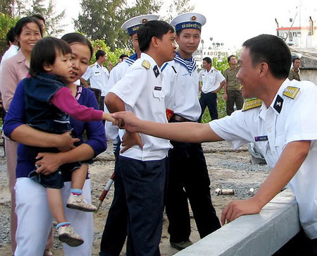 Hãy cho các anh sức mạnh của hậu phương 1 Hãy cho các anh sức mạnh của hậu phương 1