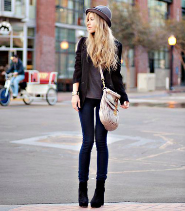 Blazer và quần jeans 1 Blazer và quần jeans 1