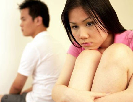 Gánh nặng cơm áo khiến hạnh phúc thật mong manh 1 Gánh nặng cơm áo khiến hạnh phúc thật mong manh 1