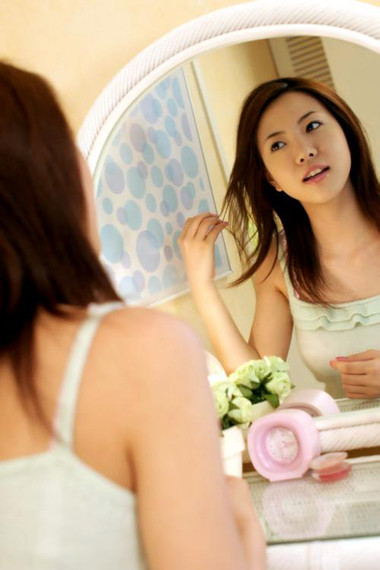 Vì bồ mà vợ đi tân trang nhan sắc 1 Vì bồ mà vợ đi tân trang nhan sắc 1