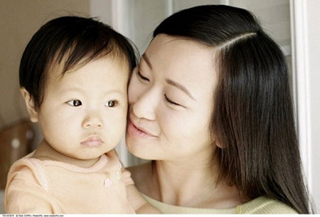 Bị coi là phụ chồng khi tôi sinh con gái không giống bố 1 Bị coi là phụ chồng khi tôi sinh con gái không giống bố 1