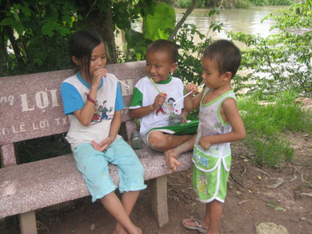 Không nhận ra con mình 1 Không nhận ra con mình 1