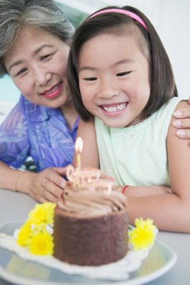 Khổ vì mẹ chồng cưng cháu gái như công chúa 1 Khổ vì mẹ chồng cưng cháu gái như công chúa 1