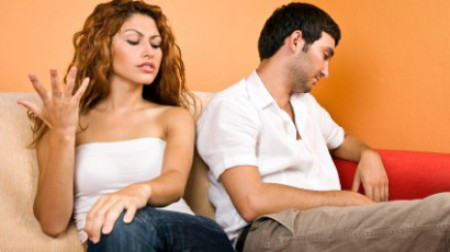 Bỏ rơi đàn ông khi có bạn gái rủ rê 1 Bỏ rơi đàn ông khi có bạn gái rủ rê 1