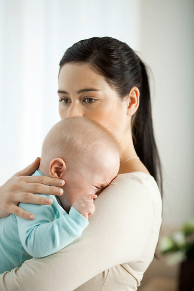 Tôi không bao giờ hết đau về quá khứ của anh 1 Mình đã cố gắng vì con mà sống.