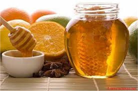Cà rốt 1 Mật ong có tác dụng tốt cho làn da khô, nhạy cảm