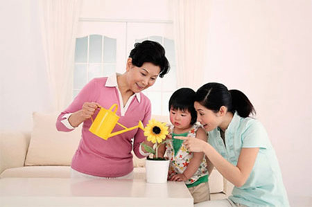 Con yêu mẹ thật nhiều - mẹ chồng của con 1 Chẳng hiểu bà chăm sóc thế nào mà mấy đứa chấu đứa nào cũng ngoan và khỏe mạnh.