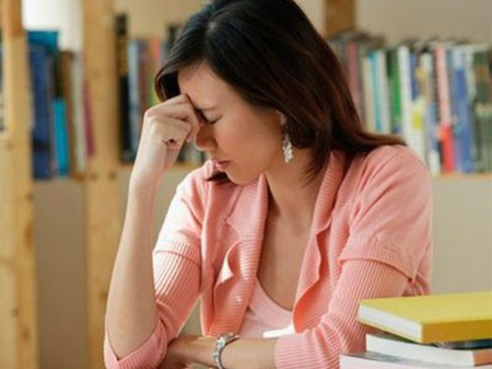 Em đã chẳng còn tin đàn ông được nữa 1 Em chẳng còn niềm tin vào anh