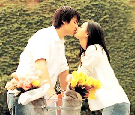 Vì em và anh... cần nhau lắm 2 Anh đến và mang lại cho em một nguồn sống mới, một niềm vui mới và những nỗi nhớ ngày một nhiều về anh