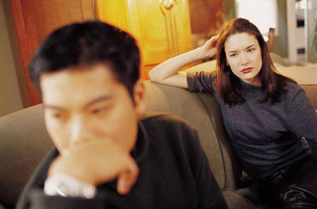 Tôi đã cố gắng mà chẳng thể làm chồng hài lòng 1 Tôi đang cố gắng không phải là mình nữa để anh hài lòng hơn