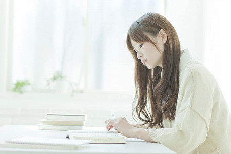 Tôi sợ ngày về nước 1 Cuộc sống của một sinh viên học tiến sĩ ở Mỹ quả là nhọc nhằn; không có thời gian cho các mối quan hệ xã hội.