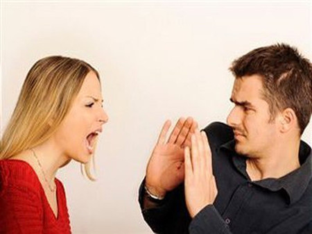 Đừng để nỗi đau gặm nhấm tâm hồn mình 1 Mạnh mẽ bảo vệ mình.