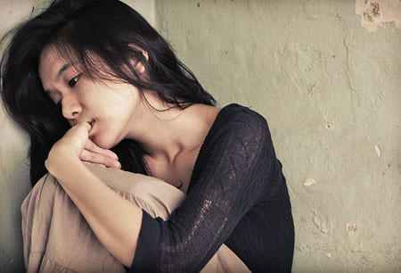 Đau đớn cho phận mình... 1 Quá khứ buồn tủi lại trở về trong tâm trí tôi.