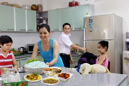 Mong sao anh đừng để mất đi gia đình của mình 1 Có vợ đảm thì chồng mới có thời gian lo việc xã hội tốt được.