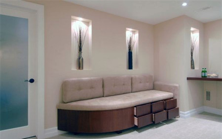 Những chiếc ghế đa năng thú vị 2 Sofa với nhiều ngăn kéo nhỏ.