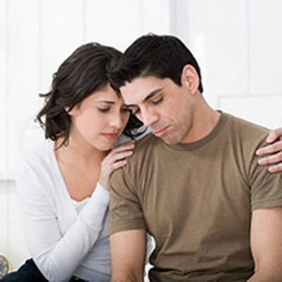 Chuyện về đôi tất của chồng 1 Chị cũng góp ý với anh nhiều lần về ăn mặc nhưng anh không thay đổi.