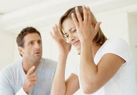 Chẳng lẽ tôi phải làm “tấm bình phong” suốt đời? 1 Chẳng lẽ suốt cuộc đời tôi phải làm tấm bình phong co chồng?