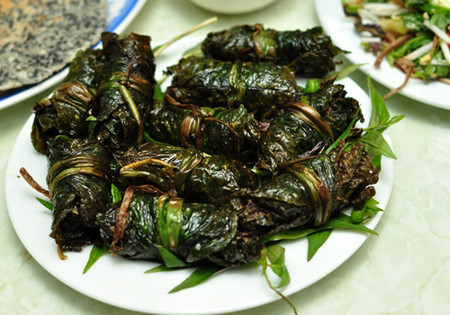 2. Quán lươn phố Nguyễn Quyền 1 Lươn quấn lá lốt.