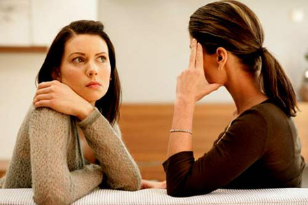 Có phải bao giờ một điều nhịn cũng chín điều lành? 1 Tôi luôn phải chịu những sự mỉa mai từ mẹ chồng và 2 người em gái của chồng