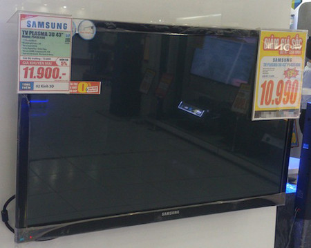 Ti vi Plasma dần TV Plasma được các cửa hàng giảm giá nhưng không thu hút nhiều khách hàng.