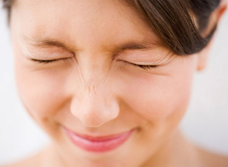 Một số nguyên nhân gây co giật mí mắt bao gồm: 1 Một số nguyên nhân gây co giật mí mắt bao gồm: 1