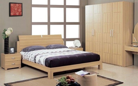 2. Chọn giường ngủ. 1 Giường ngủ bằng gỗ, không quá cầu kỳ là giải pháp tốt để có giấc ngủ ngon.