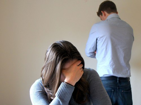 Tôi có nên ly hôn người chồng dối trá? 1 Tôi có nên ly hôn người chồng dối trá?