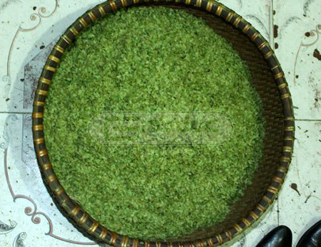 Cốm Mễ Trì Cốm được nhuộm đặc phẩm màu công nghiệp
