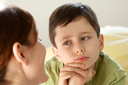 Chuyến đò nào sẽ đưa em đi? 1 Dù em có thay vị trí 1 người cha thì trong lòng con vẫn thiếu lắm tình yêu thương, sự ân cần của người đàn ông trong gia đình...