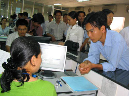 Khó khăn của khách hàng trong việc tiếp cận mua nhà thu nhập thấp 2 Gặp khó khăn khi xin xác nhận chưa có nhà.