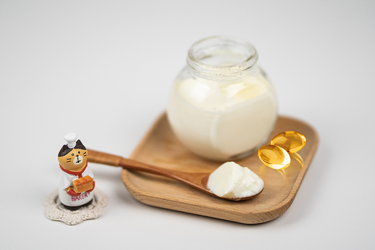 Da trắng mịn cùng vitamin E và sữa chua 1