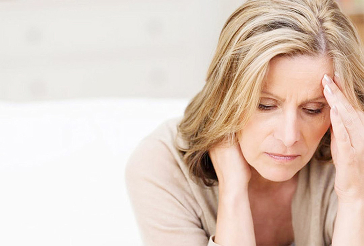 Tuổi mãn kinh và sự suy giảm nội tiết 1